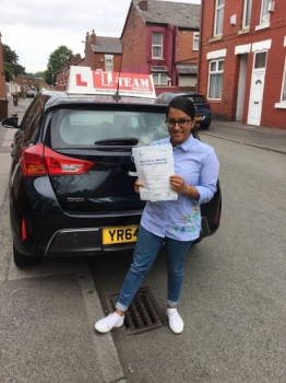Congratulations to Minara  passing her driving test with L-Team driving school for the first time!! #passed#driving#learner🏆 #manchester#drivinglessons #help #learning #cars Call us now to get booked in on 0333 240 6430

PASSED JUNE 2018 🏆...