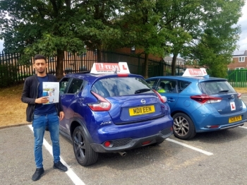 Congratulations to Osman  passing his driving test with L-Team driving school for the first time!! #passed#driving#learner🏆 #manchester#drivinglessons #help #learning #cars Call us now to get booked in on 0333 240 6430

PASSED JULY 2018 🏆...